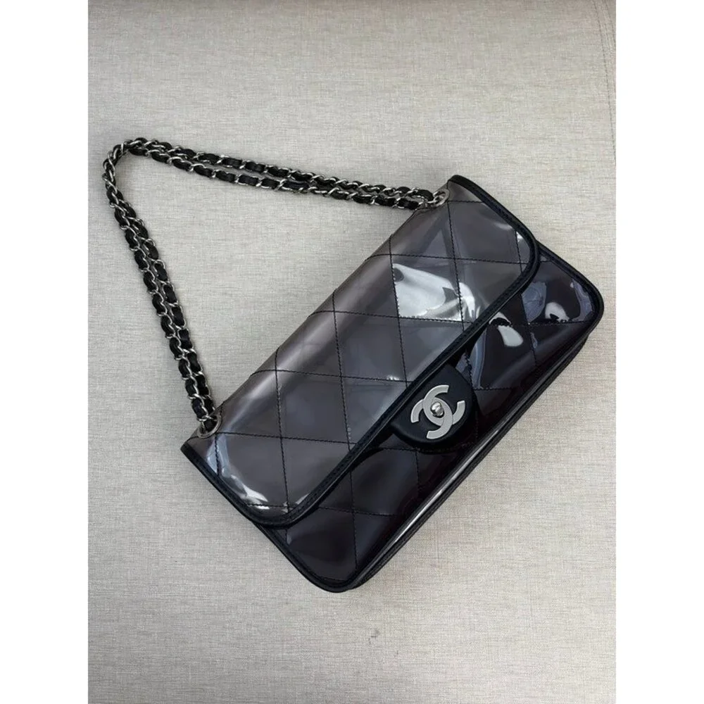 CHANEL Black Patent Leather Classic Flap Medium SHW